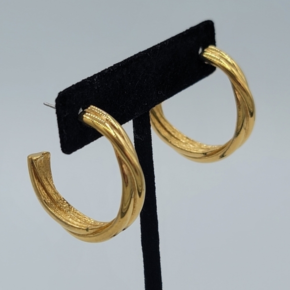 Napier Goldtone Twisted Hoop Earrings #766 - Picture 4 of 11